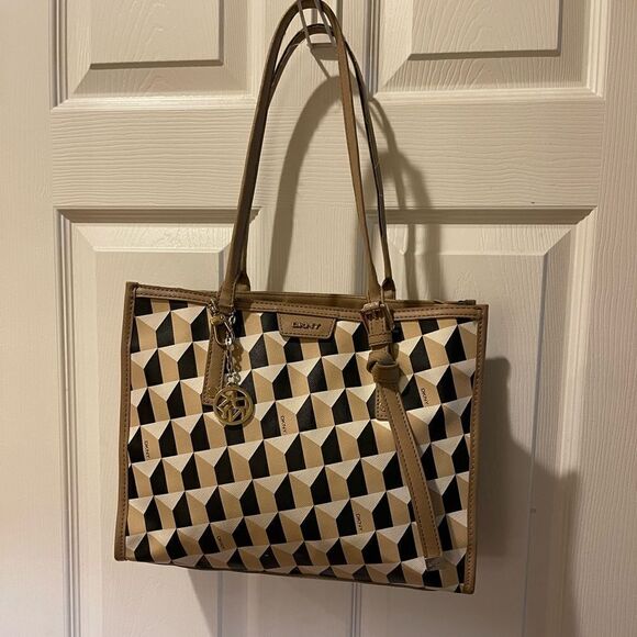 DKNY DONNA KARAN Khaki Black & Beige Geometric Print Shoulder Bag Faux Leather - Picture 1 of 14